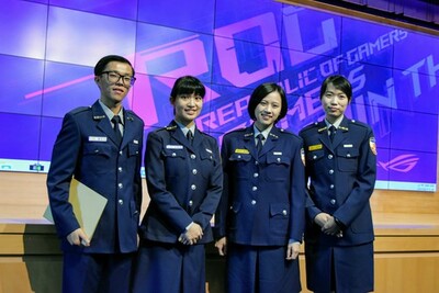 現場主持群