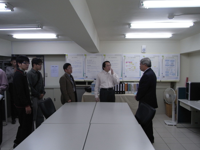 吳老師展示電腦鑑識軟體及操作